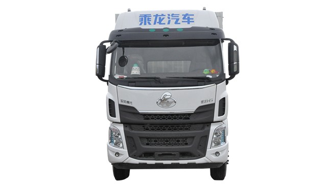 真正意义上的夫妻车，6.8米高顶双卧乘龙H5快运房车“激擎”上市