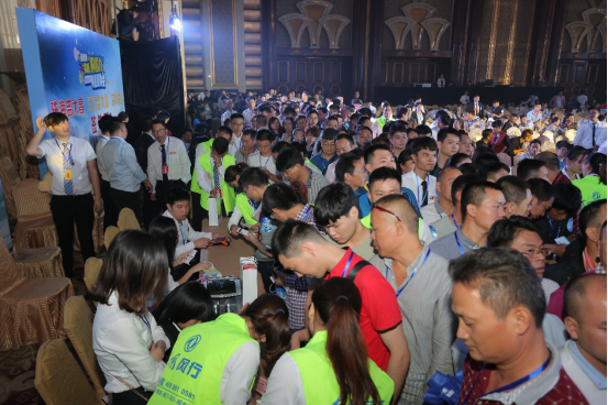 东风风行景逸1.5T智联型上市 团购会成交超过1000台1801.png