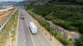自适应跟车.gif