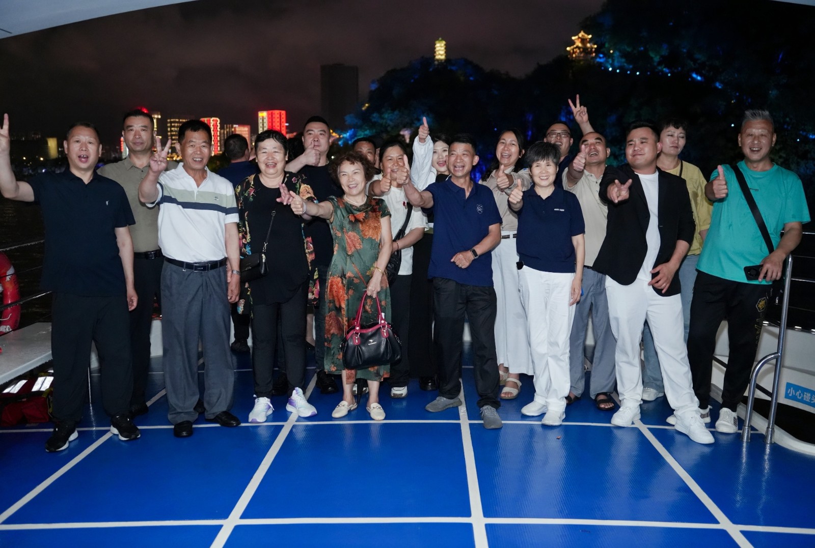 DSC03998-opq3656743631.jpg