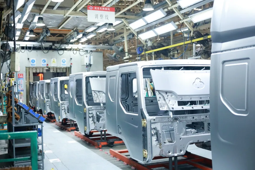 1762909300188418.jpg 4.jpg